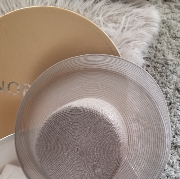 Hat. - Picture 1 of 2